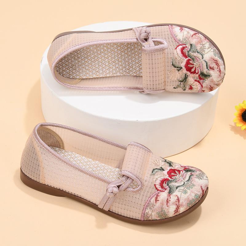 Summer New Middle-aged and Old Mesh Hollowed-out Hanfu Embroidered Shoes with Soft Soles and One Pedal Cloth Shoes for Women
