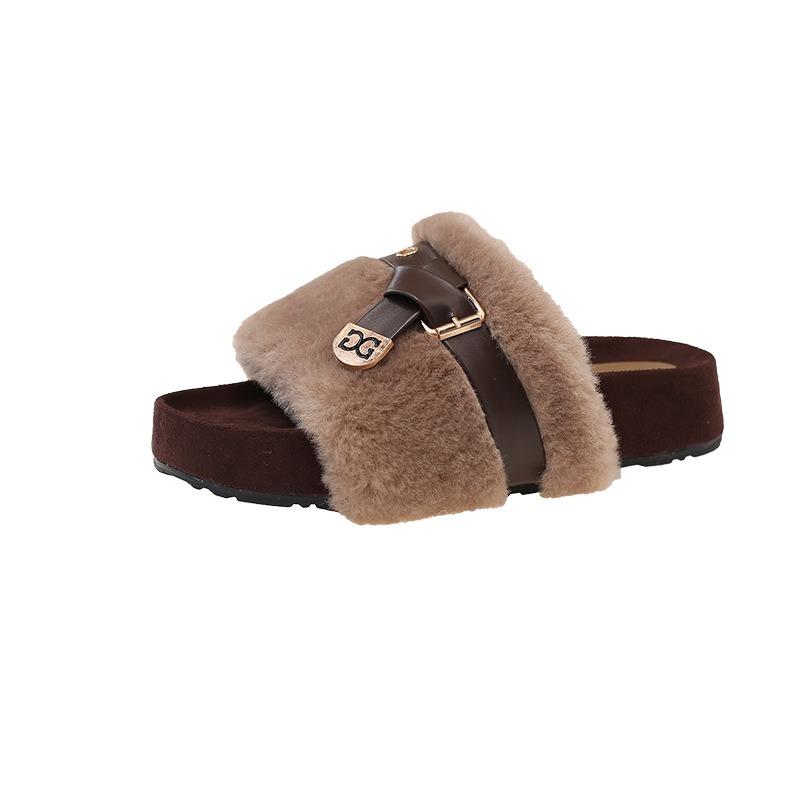 

Thick-bottomed fluffy slippers for women outside, autumn new fashion large-size belt buckle plush cotton slippers for women 42 хакі