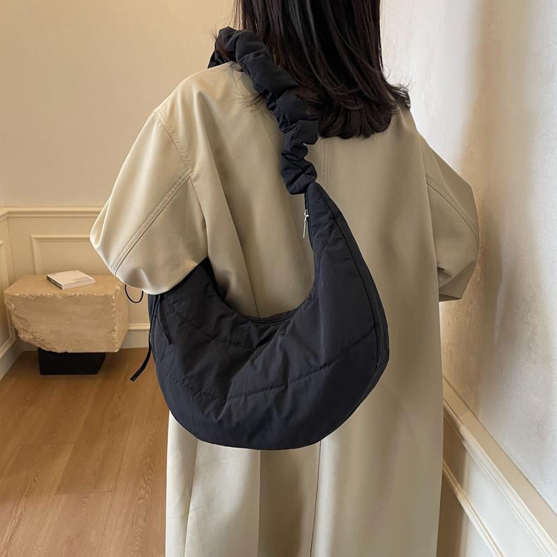 Ielgy Casual Nylon Canvas Bag Korean Version Dumpling Bag All-Match Large-Capacity Cross-