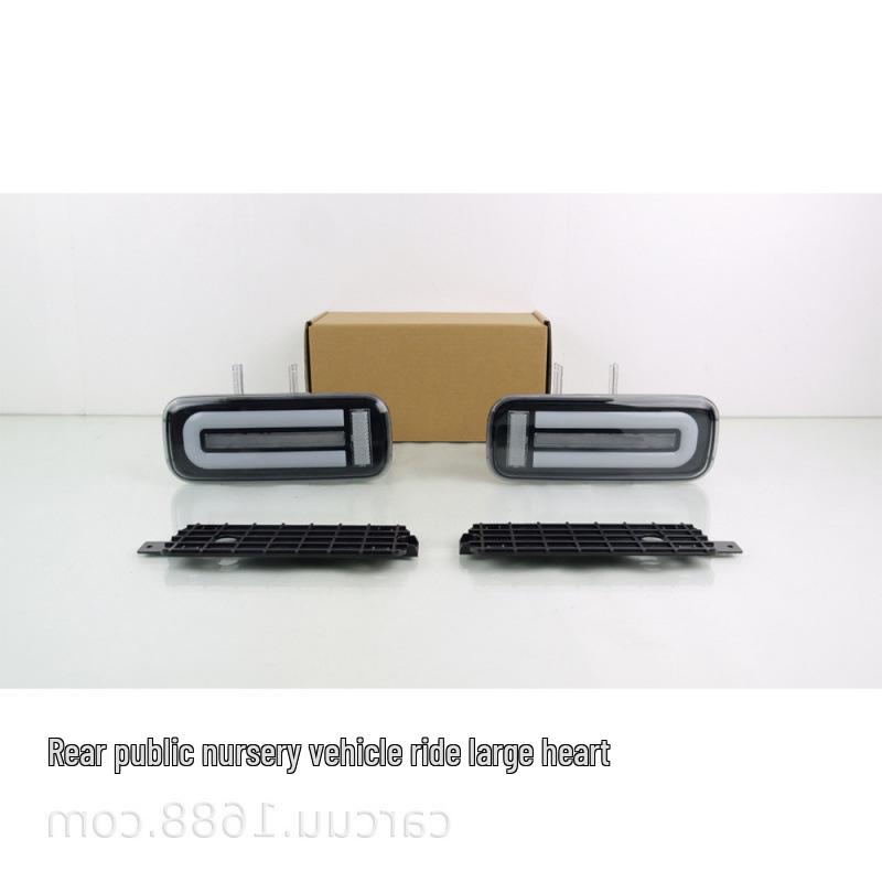 07-17 Suzuki Jimny Rücklicht: Heckstoßstange Bremslicht, Blinker, Rückfahrlicht