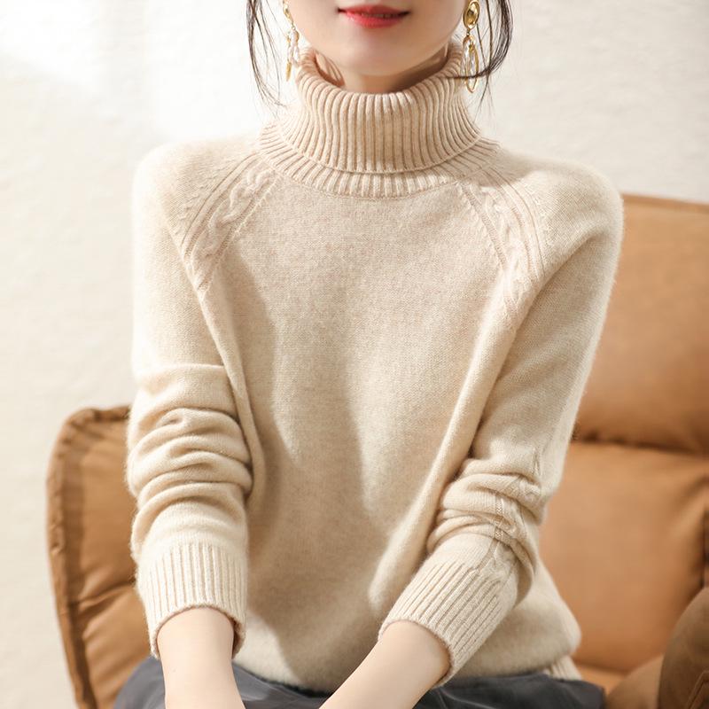 Women's High-Neck Wool Sweater: Autumn/Winter Knitwear, Loose Long Sleeve, Slimming Cashmere Base Layer