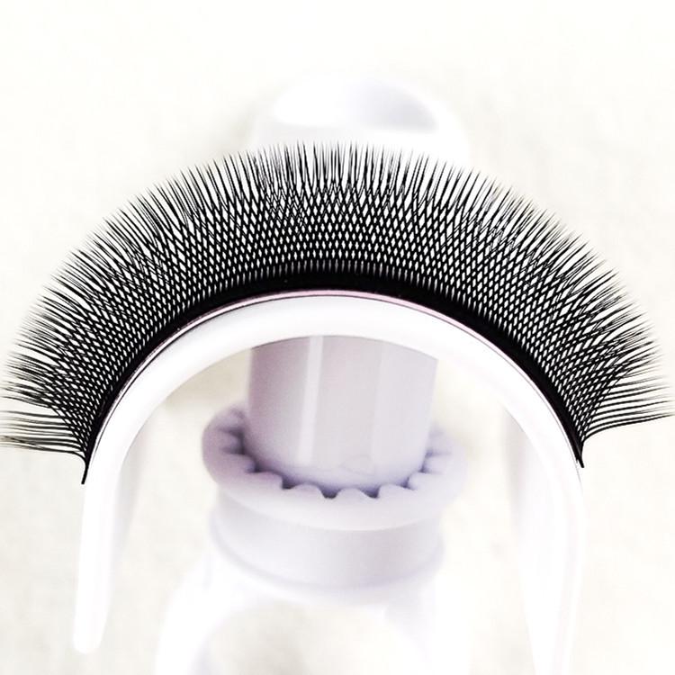 Matt-schwarze Y-förmige Grafting-Falsche Wimpern 0.07 - Weiche, hochwertige YY-Wimpernverlängerungen