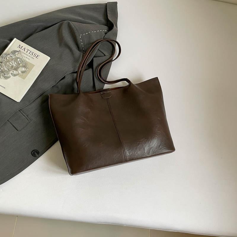 Retro Large-capacity Bag Women's Autumn New Textured Portable Shoulder Bag To Work Commuting Underarm Tote Bag