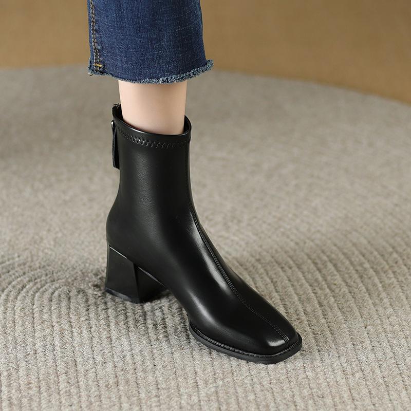 Leather short boots women's thick heel autumn and winter new medium heel high heel boots brown small thin boots