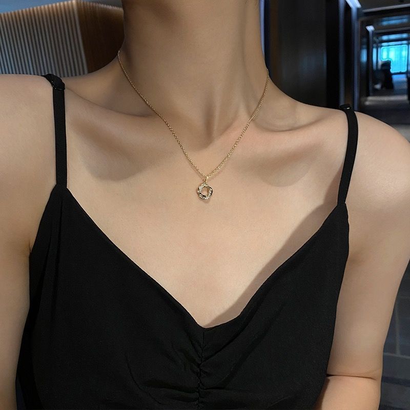 2. Diamond Rhinestone Choker Necklace, Gold Plated Sweater Chain for Women