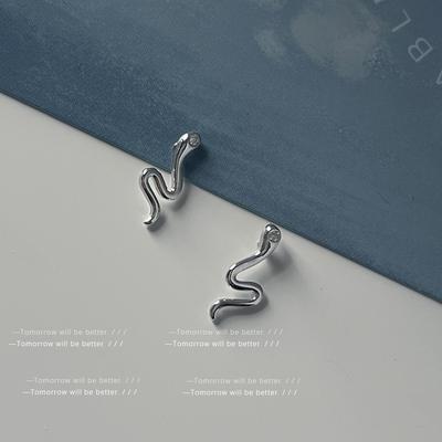 Two Ear-raising Little Spirit Snake Stud Earrings~ 925 Silver Needle Mini Version Cute Sleep Without Taking Off Earrings Ins Earrings