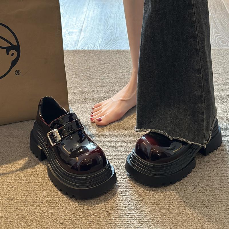 

Мода 2025 НОВЫЕ Женские туфли с круглым носком, Маленькие кожаные туфли на толстой подошве и утолщенном каблуке, Весна 40 красный