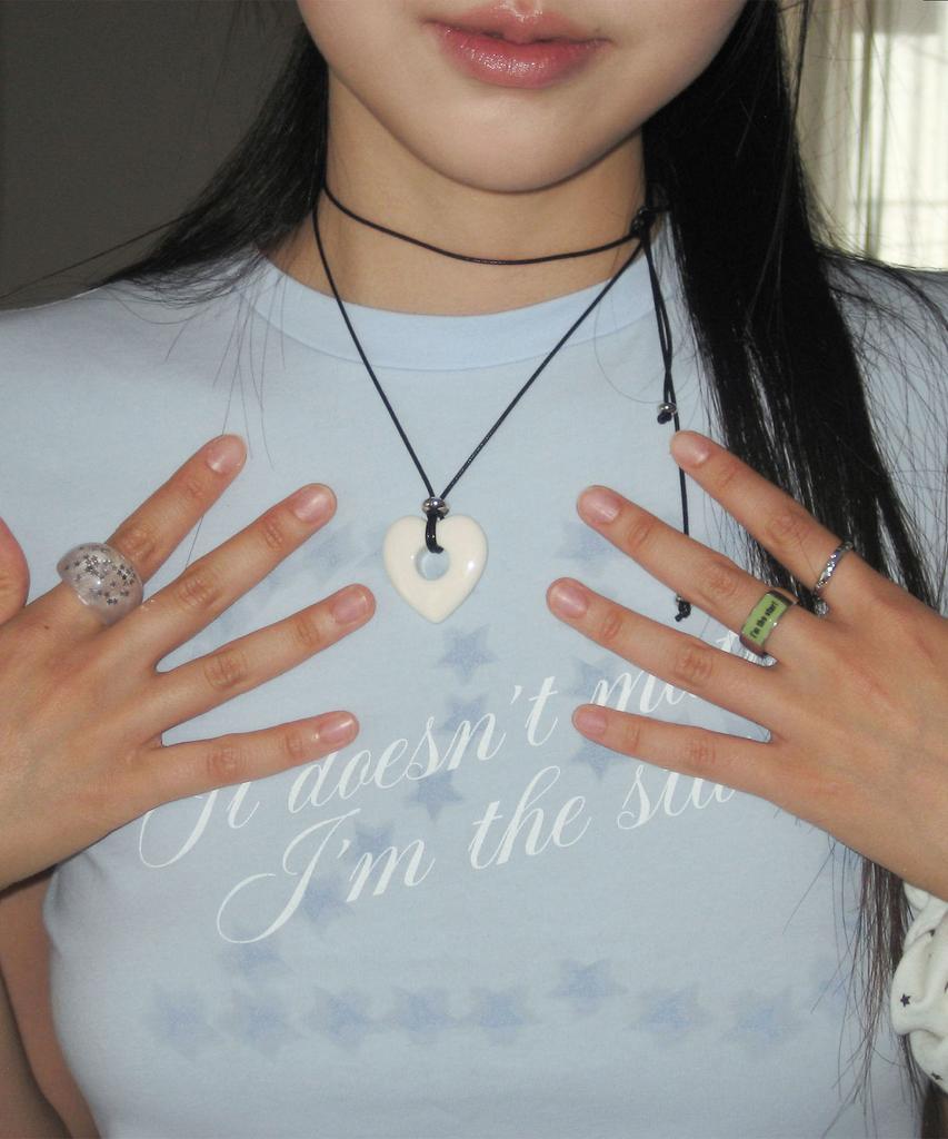 It Doesn'T Matter [Heart] Loppy Necklace (Ivory)