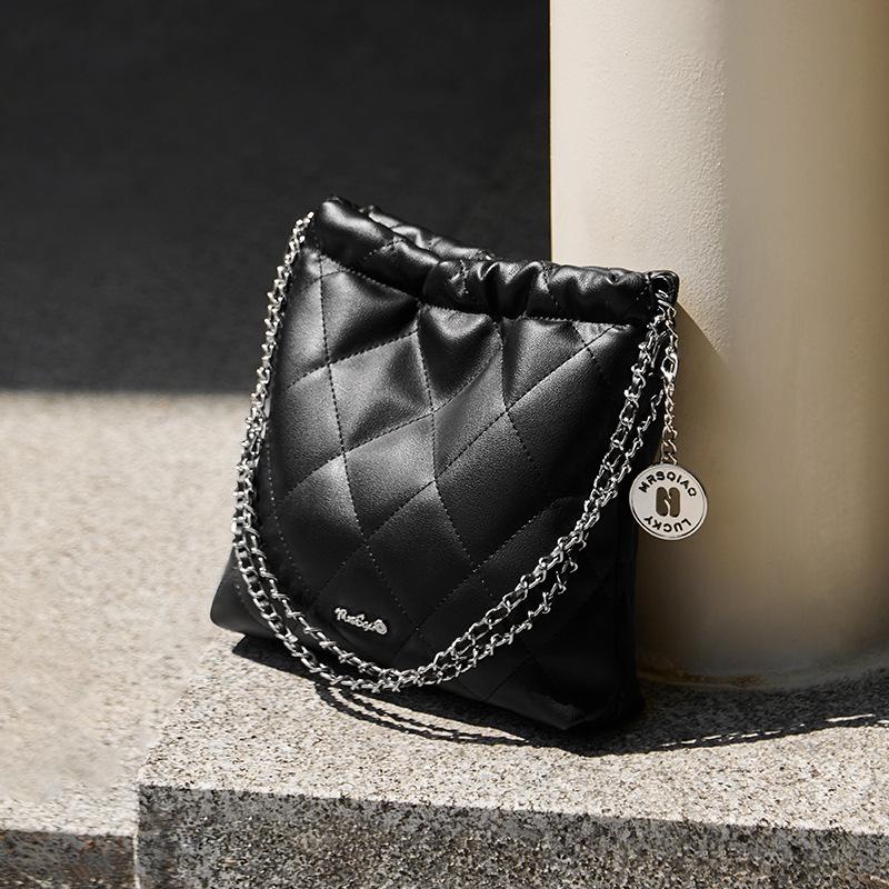 New 2025 Autumn Winter Fashion Design Chain Bag for Women, Niche High-end Crossbody Small Bag, Genuine Leather Women's Bag