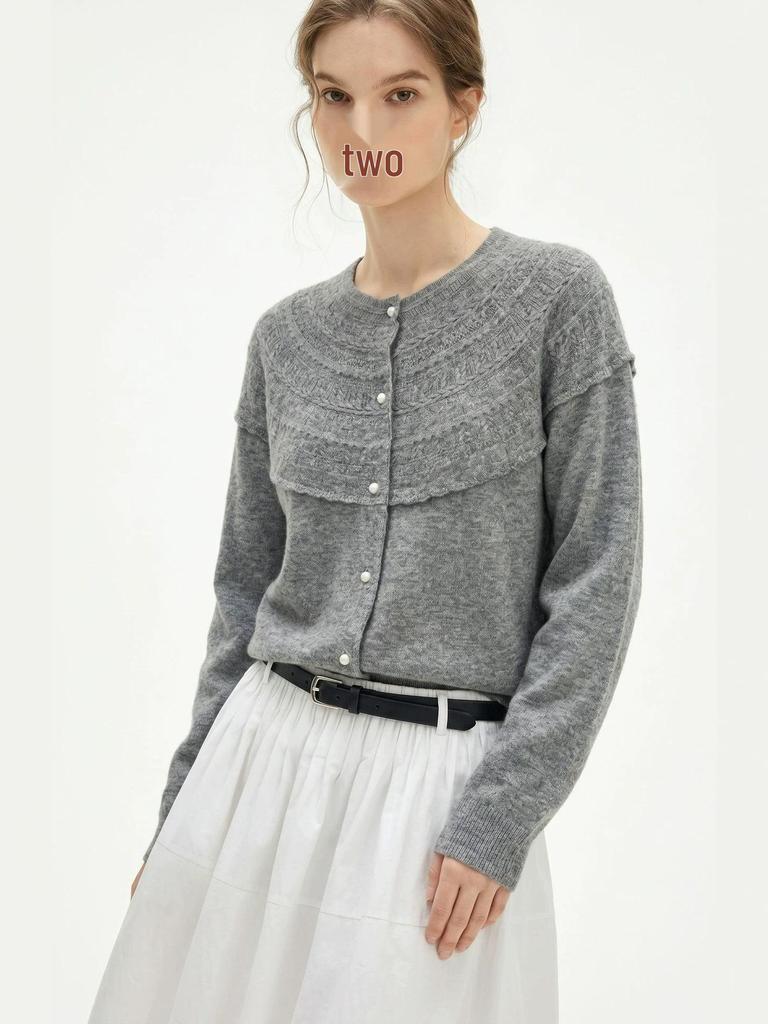 Women's Retro Wool Lace Knit Sweater: Long Sleeve, Loose Fit, Versatile Autumn Top