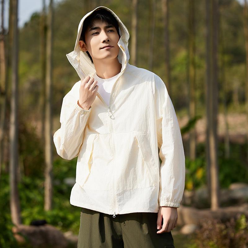 1011 Summer Sunscreen Clothing Men's Light and Breathable Loose Public Casual Thin Jacket Versatile Skin Clothing UPF10 +