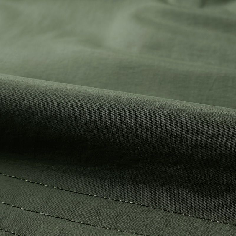 Středně dlouhý zimní sametový bavlněný kabát s kapucí s vycpanou bavlnou