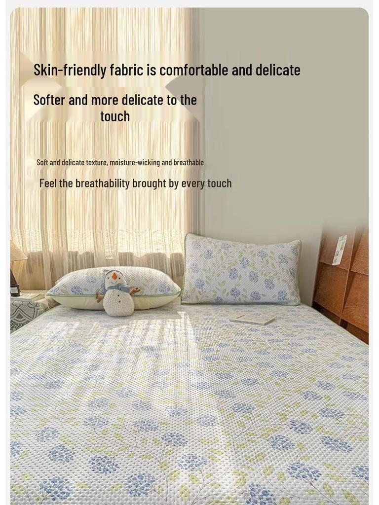 Quilted Anti-slip Dustproof Mattress Protector for Dorms