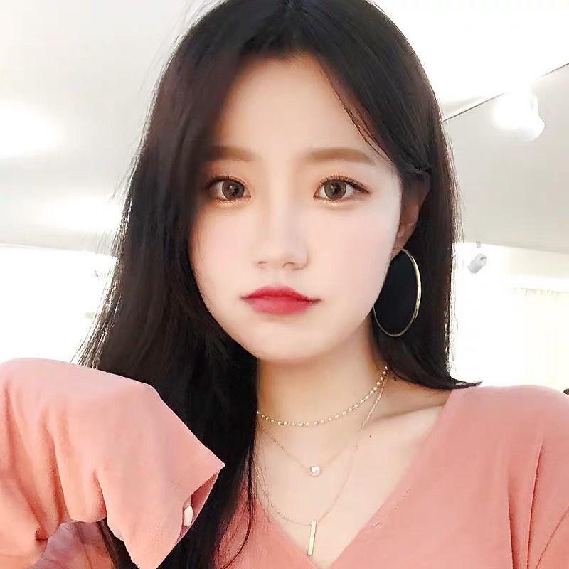 2024 Trend: Statement Hoop Earrings Inspired by Japanese & Korean Fashion