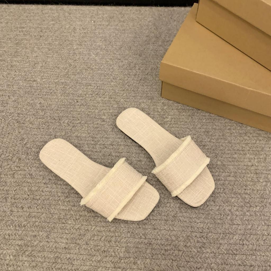 Flat bottom one-word fashion cool slippers summer new retro open-toed outer slippers light