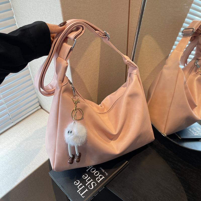 

Premium sense bag women s large capacity 2025 autumn and winter new trendy fashion shoulder messenger bag women s niche commuting no pendant