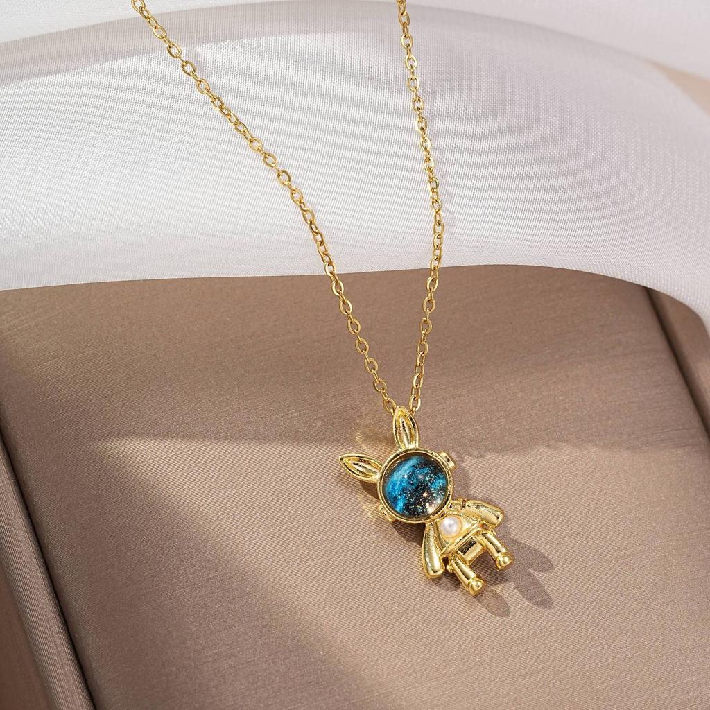 Titanium Steel Star Necklace for Women Planet Moon Astronaut Pendant Necklaces Jewelry Gifts
