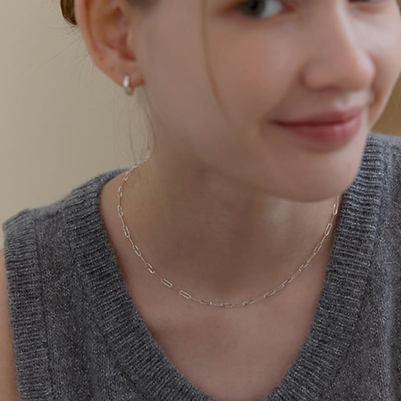 Lewe [6mm+10mm Pearl Earrings Free] Shiny Cutting Link Chain Necklace