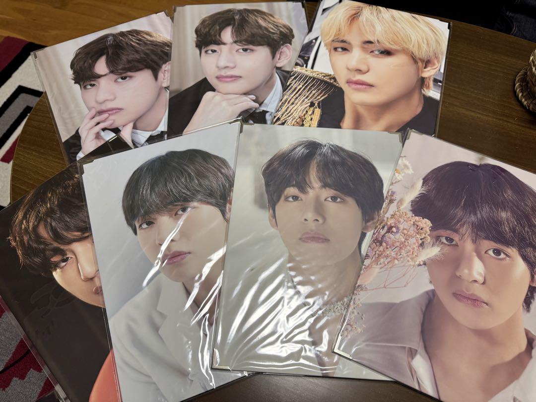 

[Б/В] BTS V Те Преміум Фото Набір