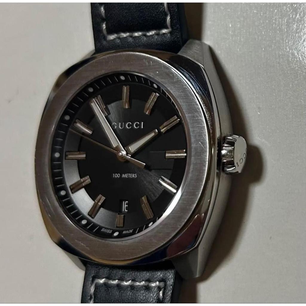 Used Working Item GUCCI 142.2 Men's Watch