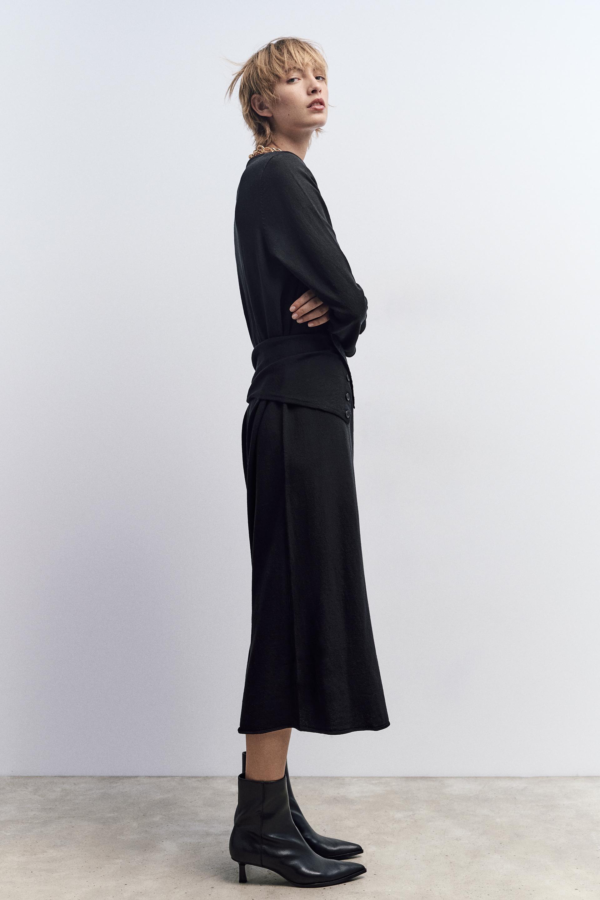 

БОТИНКИ НА КОТЕНКОМ КАБЛУКЕ