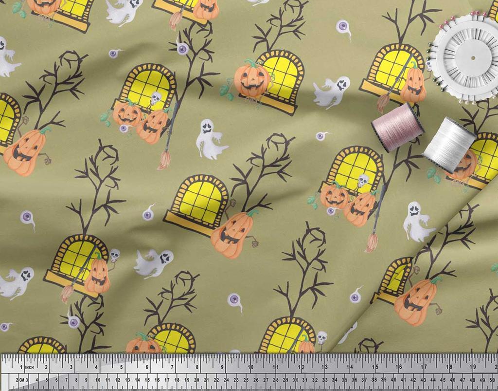 Soimoi Japonská krepová saténová látka Strašidelný dům, Dýně a Duch Halloweenská tištěná látka 1 metr 42 palců
