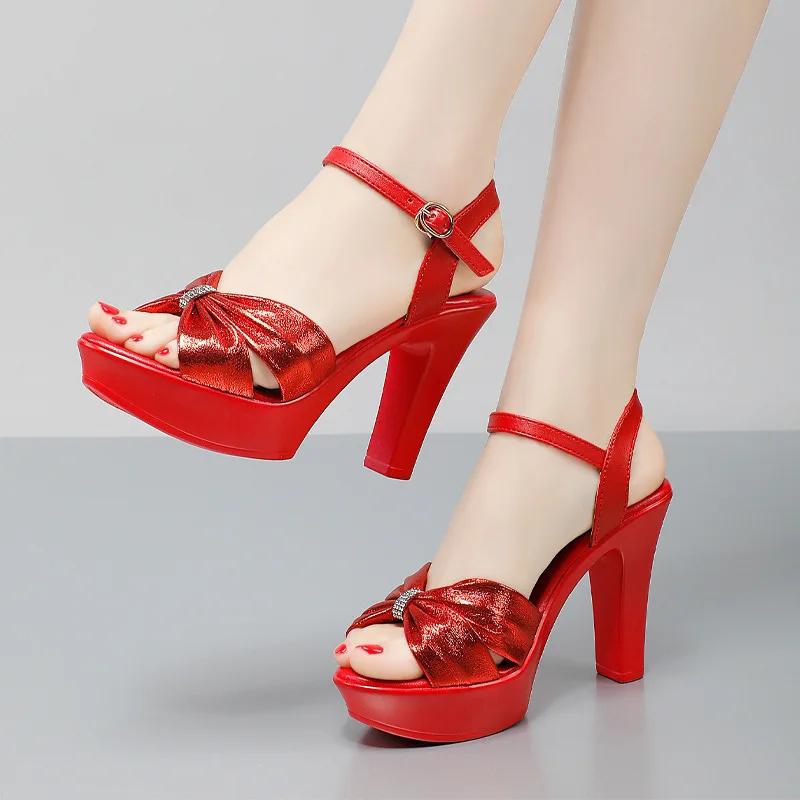 

8 10 13см Маленький Размер 32-43 Сексуальные Свадебные Туфли Невеста Босоножки на Платформе Лето 2025 Босоножки на Толстом Высоком Каблуке Модель Вечеринка Офис 32