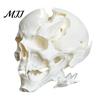 Decorazione Cranio Alieno Ornamento di Halloween, Forma in Resina Sintetica Scultura Figura Dettaglio Osseo Realistico, Ornamento da Tavolo per Feste