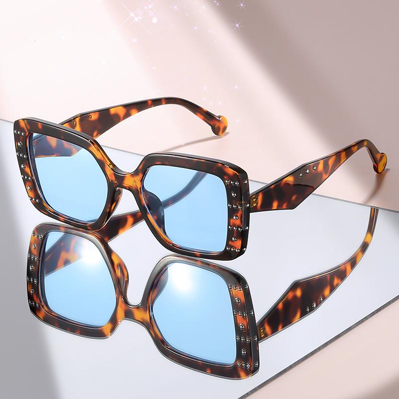 New 2026 Modern Chic Oversized Square Sunglasses with Black Frame, Studded Accents, and Dark Lenses for Bold Trendy Retro