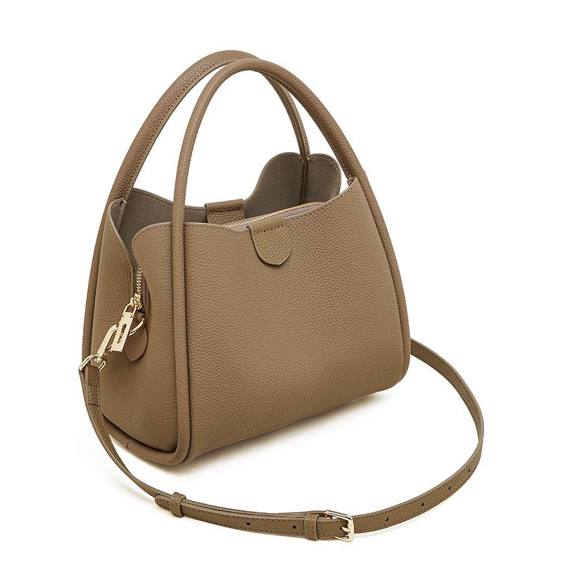 Super Hot Genuine Leather Women's Bag Spring and Summer New Simple and Versatile Crossbody Bag Popular with Hand Bucket Bag This Year