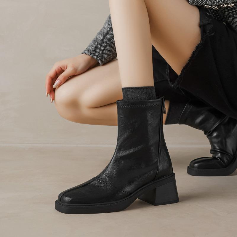 High-heeled Short Boots for Women in Autumn and Winter: Thick-heeled Short-toed Square-toed Shoes with Fleece Boots