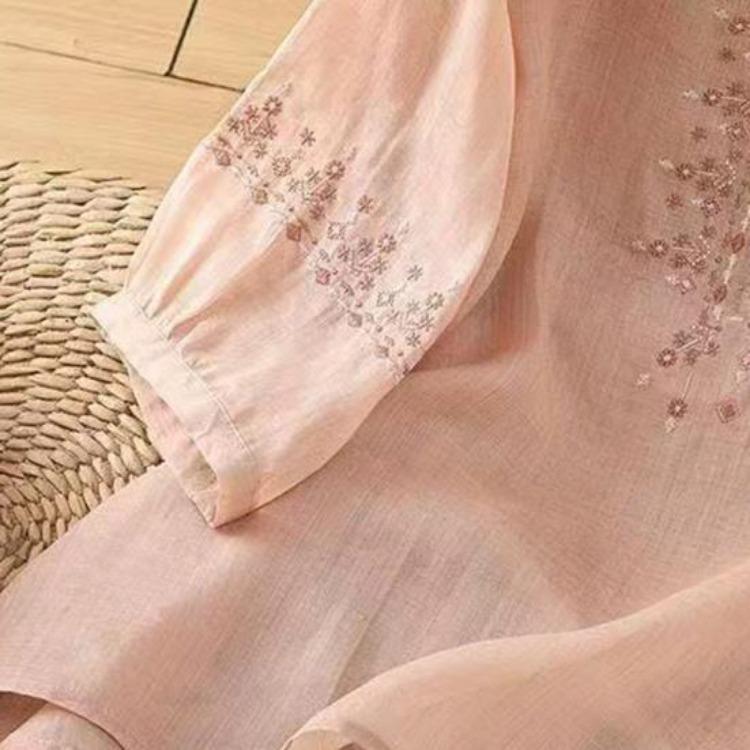 Embroidery Flower Pattern Women Shirt Retro Style Round Neck Pullover Tops 3 4 Sleeve Summer Casual Blouse