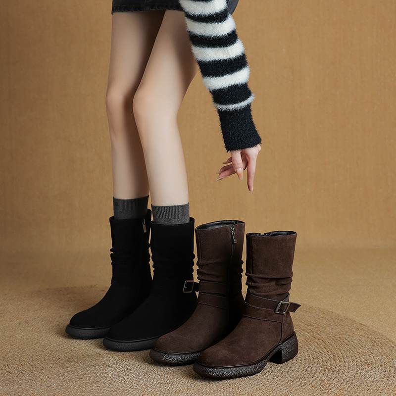 Krazing Pot Cow Suede Nubuck Pleated Decoration Autumn Winter Shoes Chunky Heels Size 43 Size 42 Round Toe Zipper Retro Fashion Mid-calf Boots