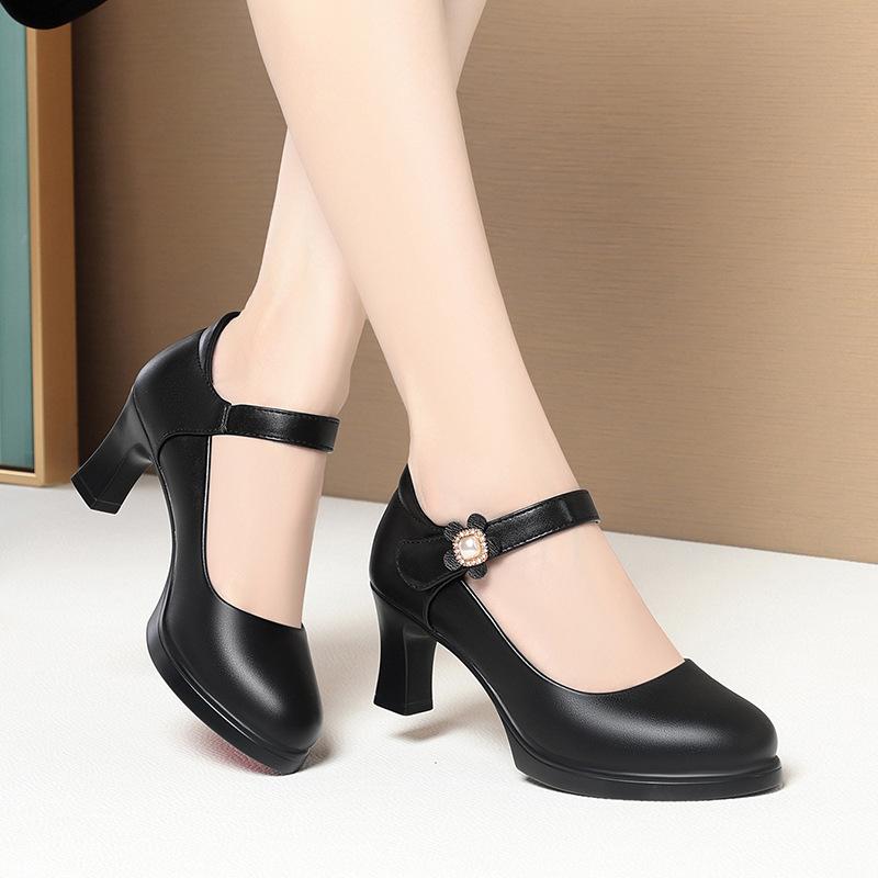 One-word buckle high-heeled waterproof stage catwalk with cheongsam shoes temperament single shoes, leather shoes