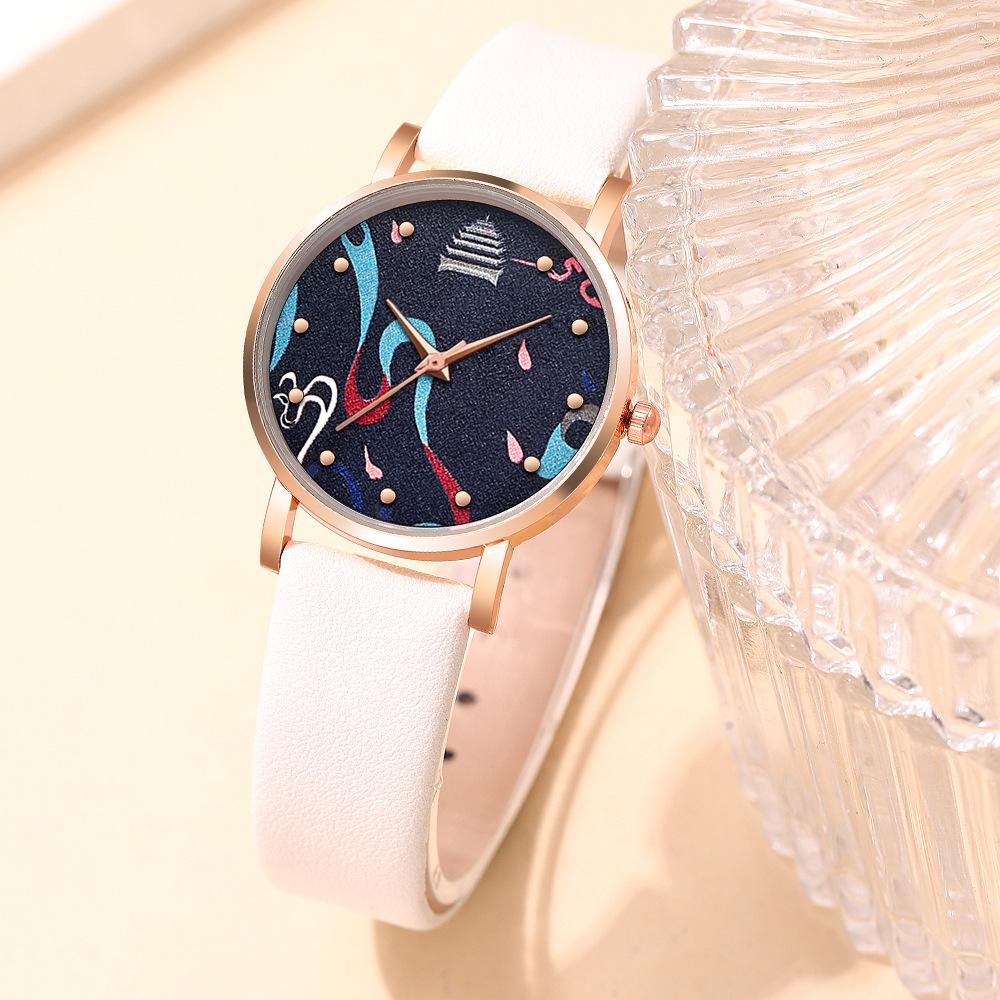 New Fashion Women's Watch Digital Quartz Watch Women's Belt Watch Elegant Student Women's Watch