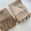 Minimalist Wool Scarf: Soft, Korean-Inspired, Versatile, Solid Color, Warm, and Glutinous.