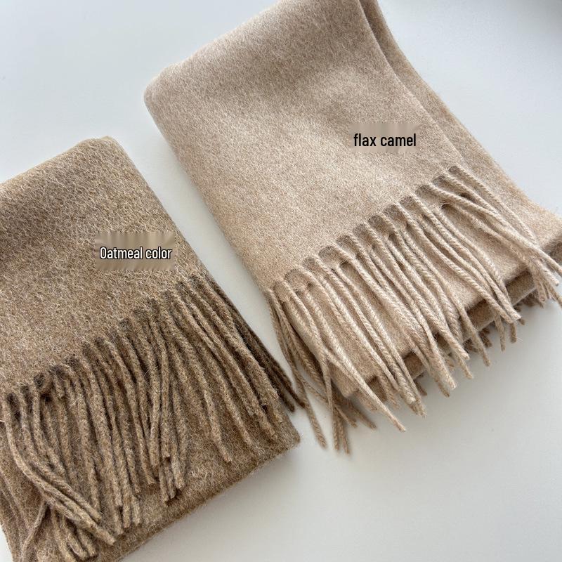Minimalist Wool Scarf: Soft, Korean-Inspired, Versatile, Solid Color, Warm, and Glutinous.