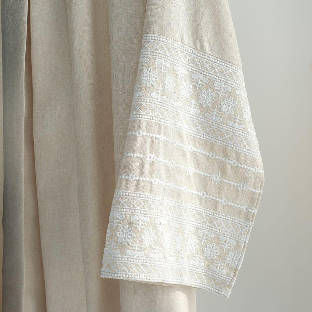 Loriya2024 Middle East Elegant Embroidered Cardigan Robe LR701