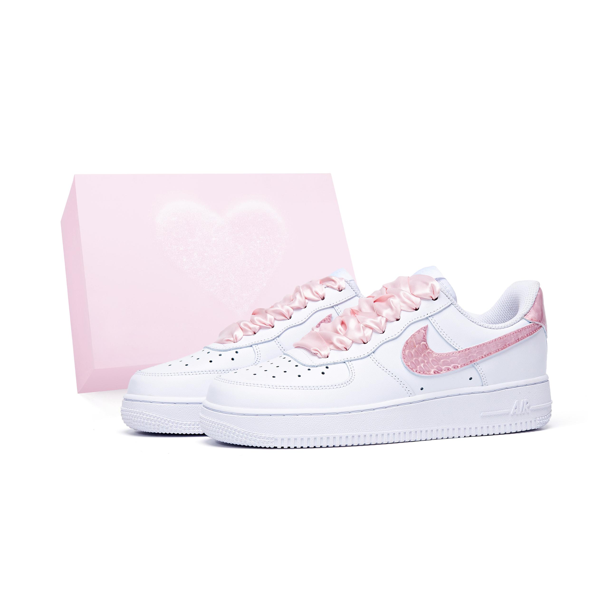 

Nike Air Force 1 Wear resistant And Lightweight Low top Skateboard Shoes Women s Pink White 315122-111(Team943-SBOX) 36