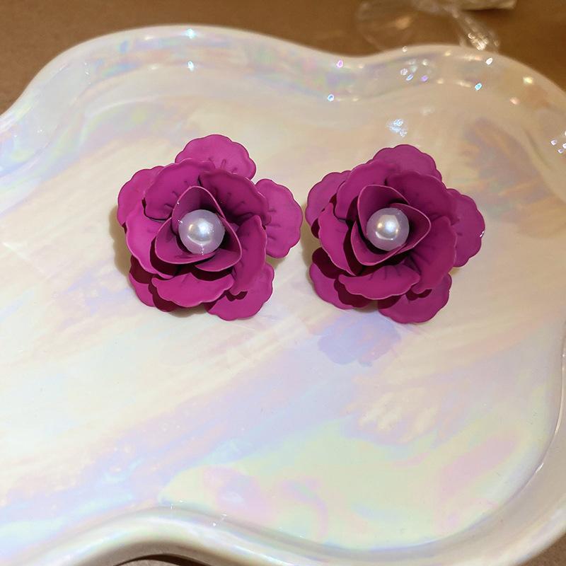 

Фиолетовые серьги-гвоздики с жемчугом в виде цветка Женские простые модные серьги Легкая роскошь Премиум Универсальные серьги