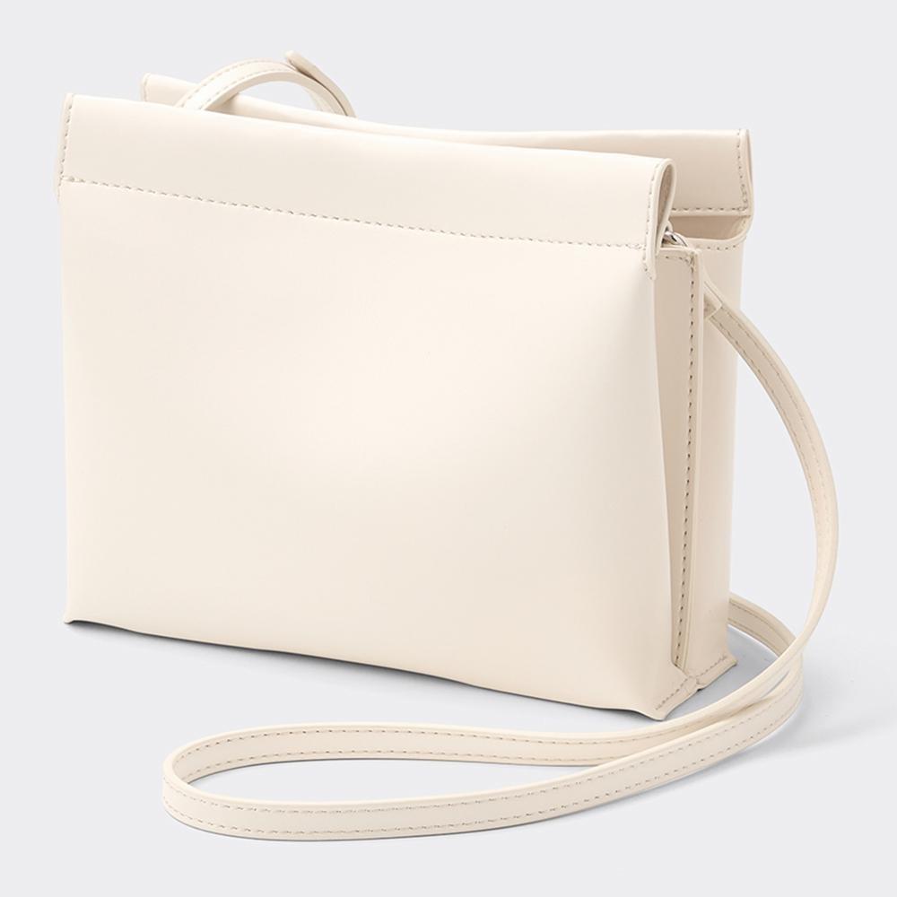 

Легкая мини-сумка на плечо GU by Uniqlo