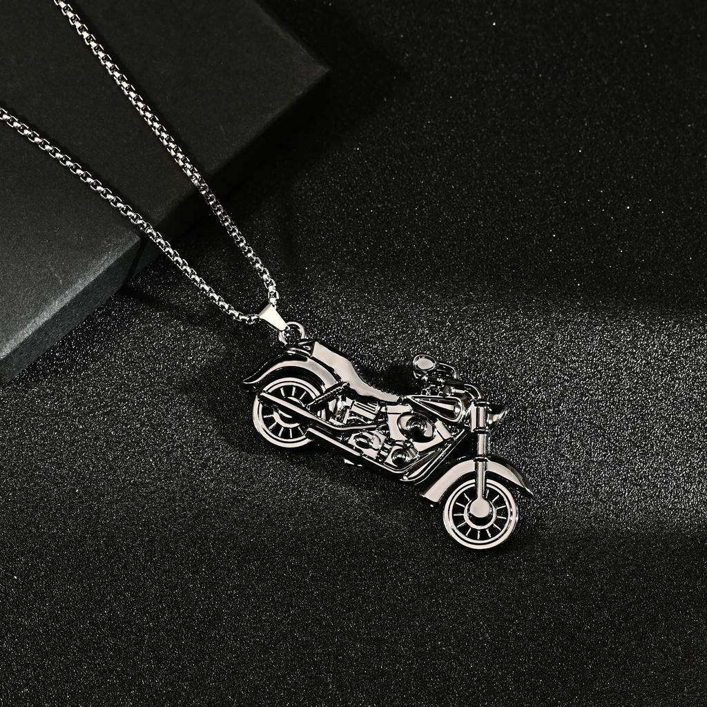 Popular European and American Simple Necklace Motorcycle Hip Hop Punk Men and Women Long Sweater Chain Jewelry Pendant