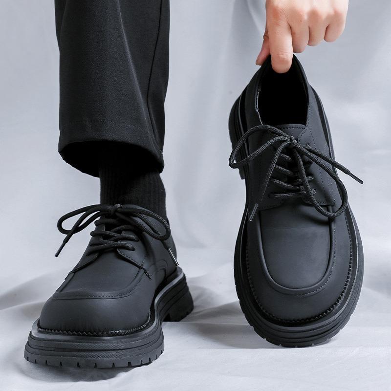 Fashion Shoes for Men Versatile Trend Fad Leather Shoes Design Sense Casual Derby Retro High Quality Thick Sole Shoes Men Zapatos Hombre