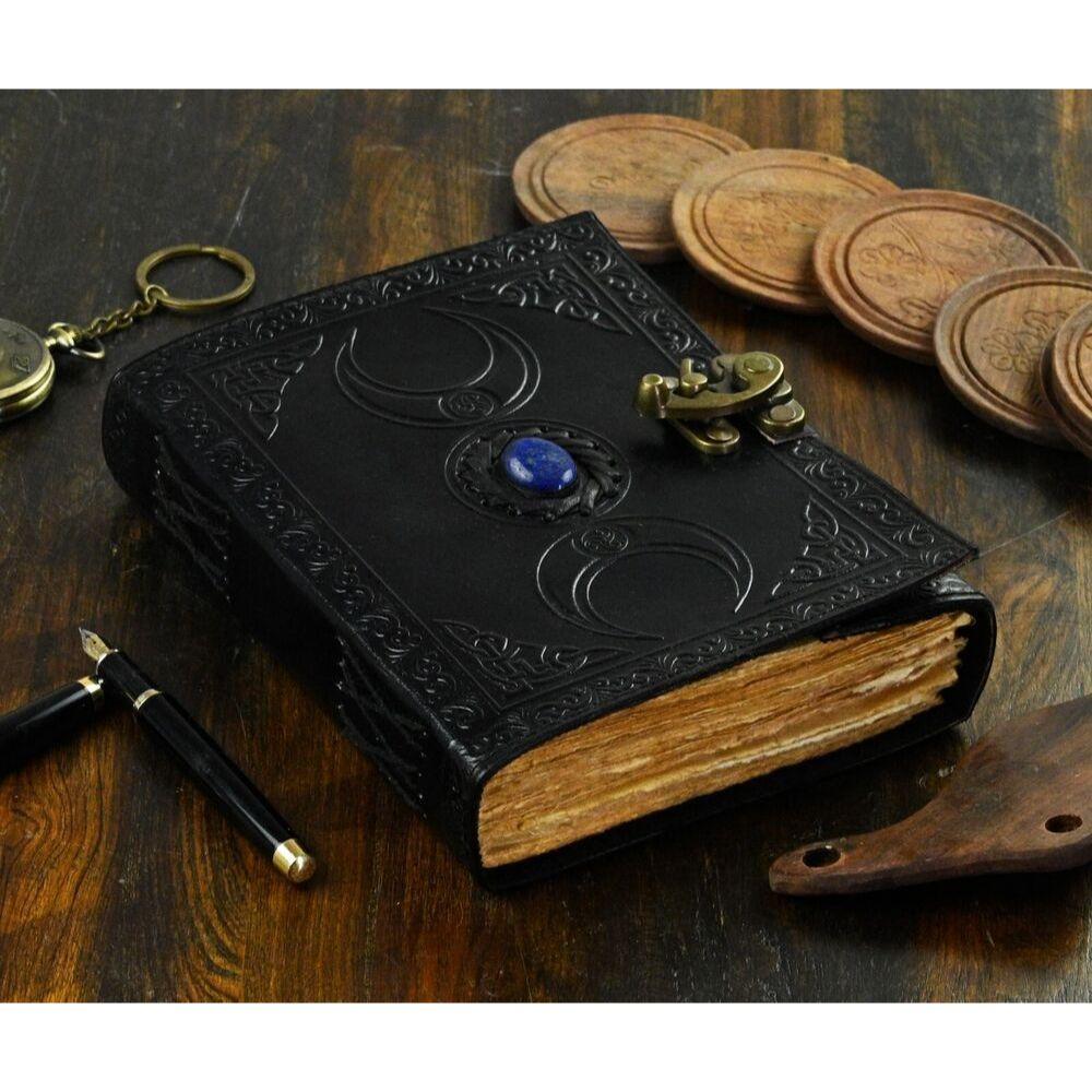 Βιβλίο Σκιών, Δερμάτινο Ημερολόγιο, Ημερολόγιο Τριπλής Σελήνης, Κρύσταλλος Τρίτου Ματιού,