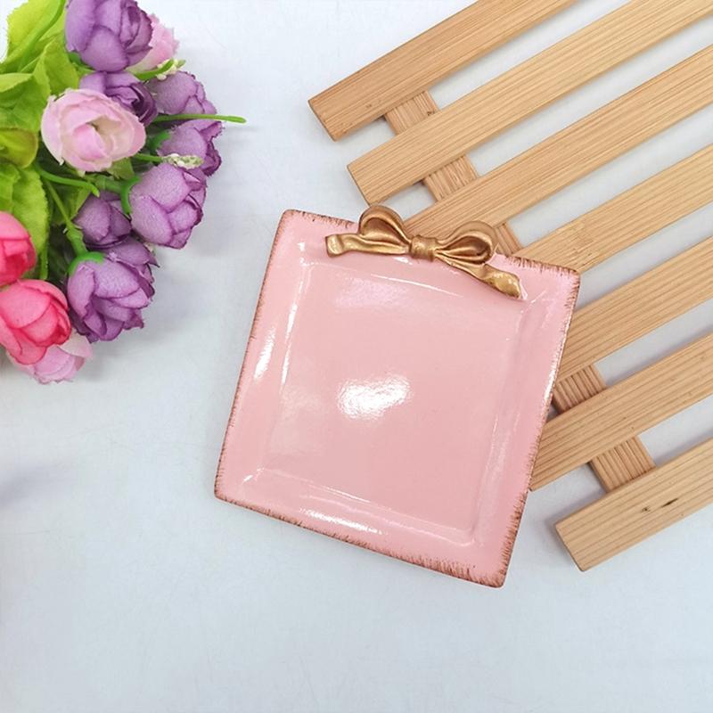 Durable Resin Candle Tray Holder Featuring Retro Design For Easy Cleaning And Desk Organization In Busy Lifestyles