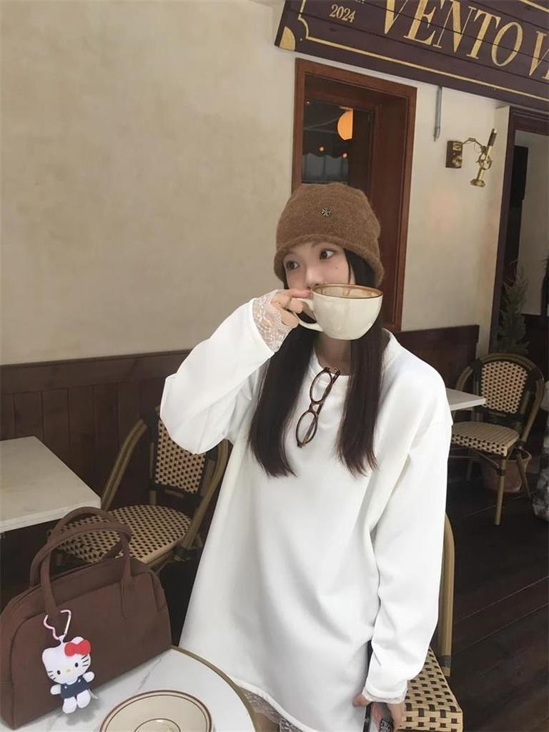 Women's Plus Size Lace Patchwork Long Sleeve Fleece Top for Spring, Autumn, Winter