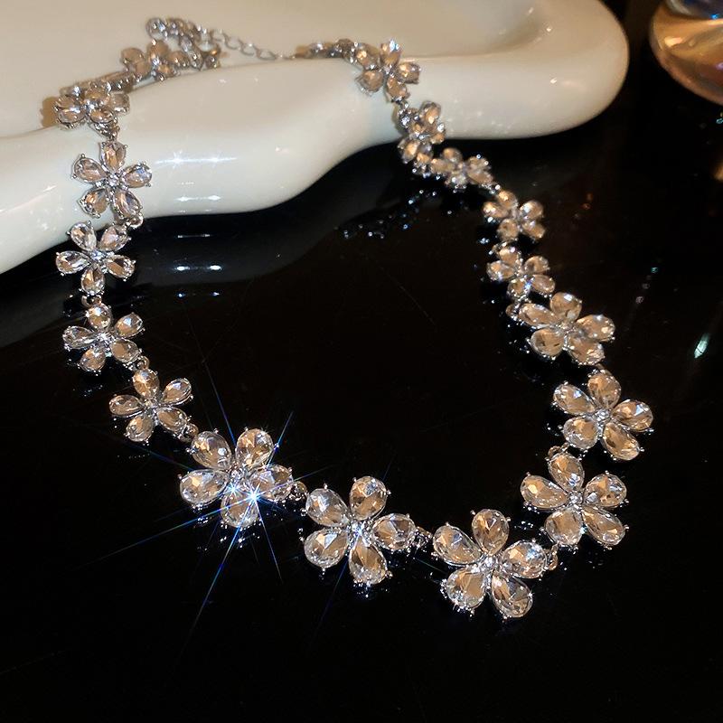 

Цветочное ожерелье серьги для женщин легкий роскошный темперамент элегантная вечеринка свадьба ювелирные изделия necklace