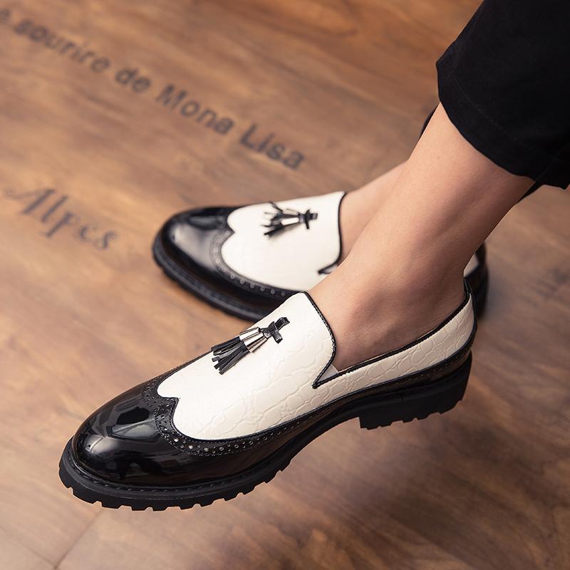 Fashion Mens Dress Brogue Formal Designer Wedding Bullock Business Tassel Office Oxford Casual Shoes for Men Black White Loafers