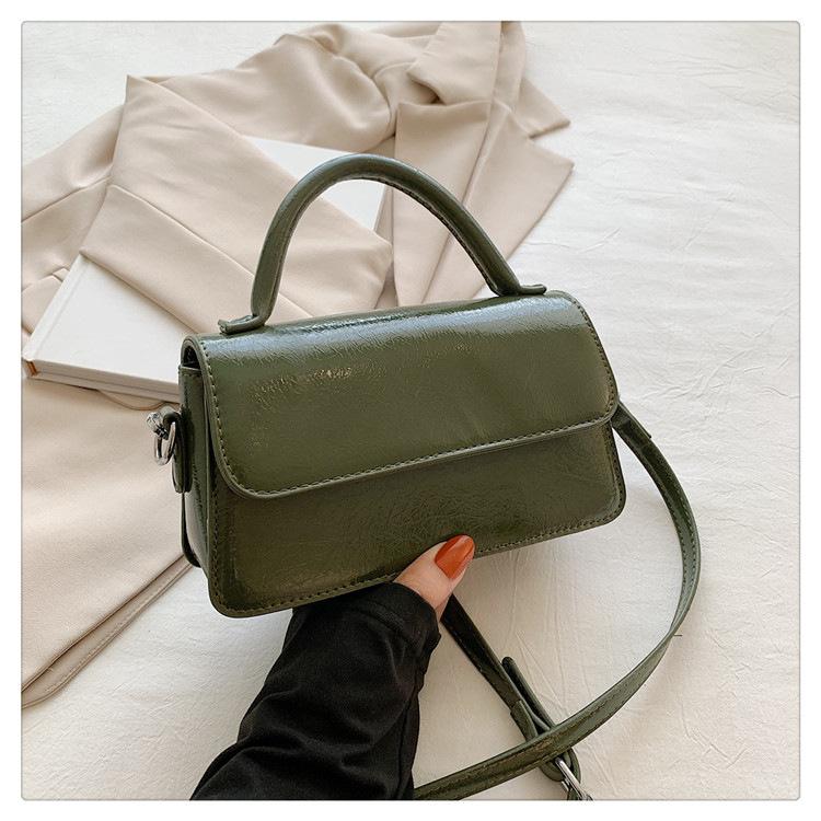 Retro shoulder bag women's 2025 new autumn hot-selling women's armpit bag high-end small square bag manufacturer