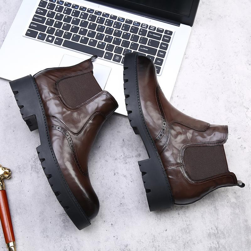 

2025 новые мужские зимние бархатные ботинки челси с острым носком в британском стиле на высокой подошве, черные бархатные мужские ботинки, кожаные короткие ботинки 44